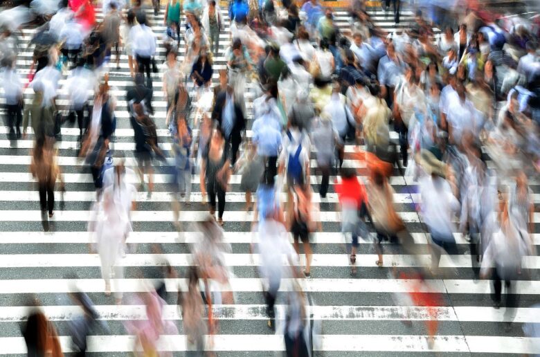 pedestrians people busy movement 400811